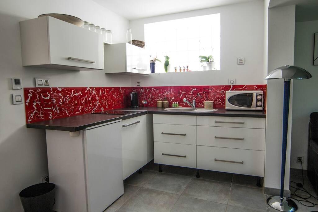Appartement Avec Jardin Interieur 4 Pers Centre Ville Немур Экстерьер фото